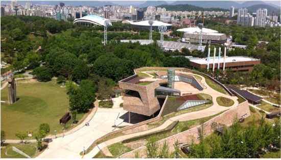 한성백제박물관 전경