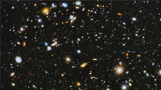 허블 울트라 딥 필드. 사진 제공 = NASA