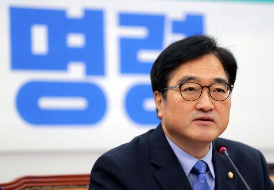 우원식 더불어민주당 원내대표가 28일 정책조정회의에서 발언하고 있다. 사진=연합뉴스