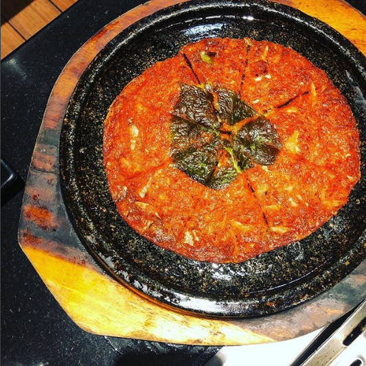 7일, 기네스 펠트로가 김치전 인증샷을 게재했다./사진=기네스 펠트로 인스타그램