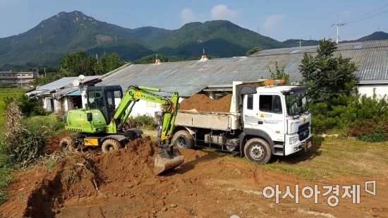 곡성 한우리 공동체 화단정비 (사진=전라남도 제공)