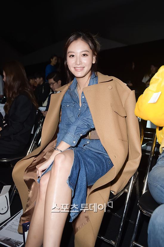 오늘자 패션위크 레인보우 김재경,고우리,조현영 | 인스티즈