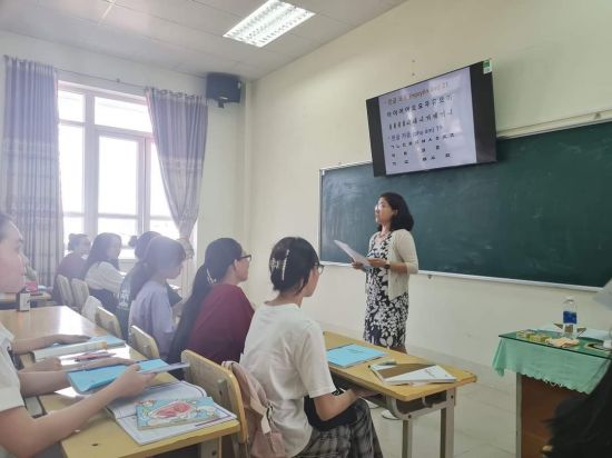 '한류 열풍' 올라탄다…세종학당 2030년까지 360곳으로 확대