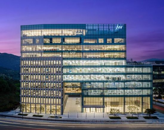 JW중외제약, AI 기반 혁신신약 후보물질 국가신약개발사업 과제 선정