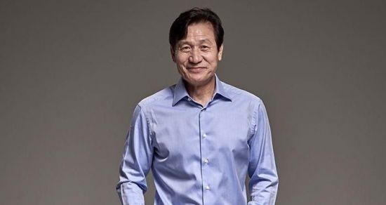 [속보]'국민 배우' 안성기 별세…향년 74세