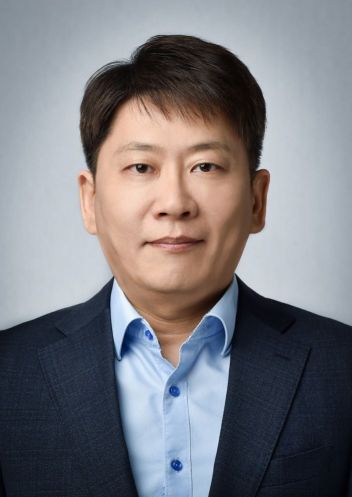 [신년사]김동명 LG엔솔 사장 "2030년 생산성 30%↑…ESS·AX로 초격차 확보"