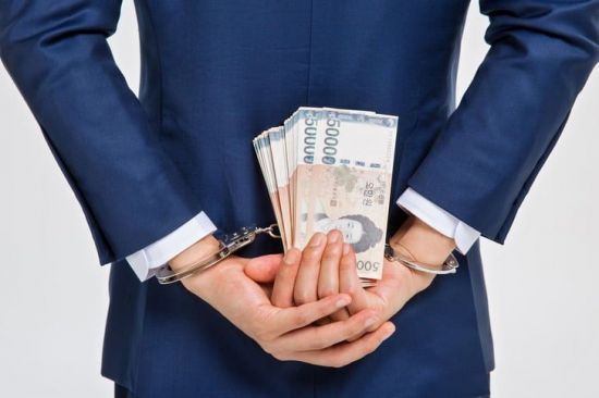 입사 2주 만에 회삿돈 손 댄 40대…7년간 수억원 횡령