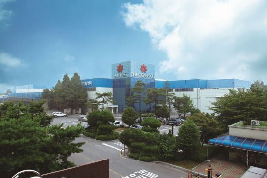 신세계푸드, '화장품 ODM' 씨앤씨인터내셔널에 500억 투자