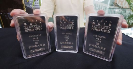 금도 제쳤다…올해 은값 상승률 71%