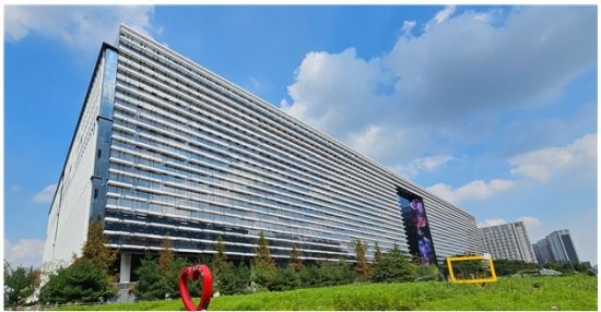 DL이앤씨, 진해신항 사고 사과 “현장 작업 중단…안전 재점검”