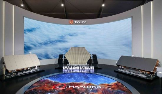 한화시스템, 군사위성 국내 첫 발사 도전장