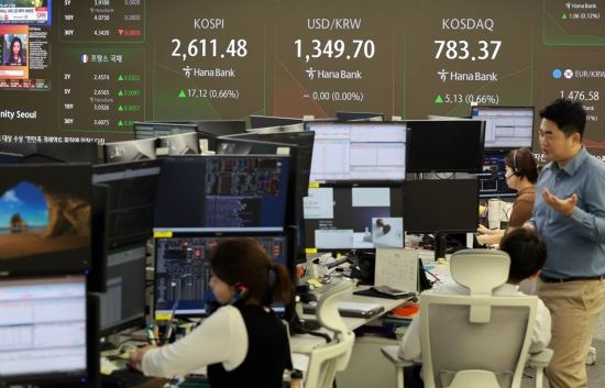 "10년물 연중 최고"…외인 대량매도 속 국고채 금리 급등