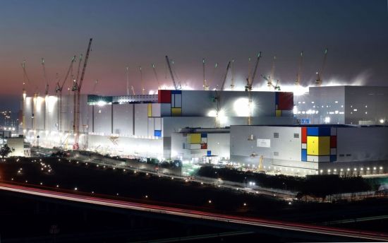 다시 돌아온 반도체의 시간…DS부문, 삼성 핵심사업으로