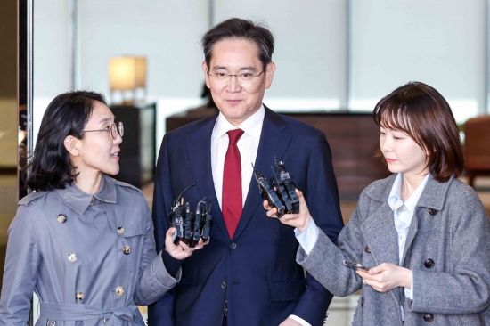 삼성, 사상 첫 '10만전자'…이재용의 뉴삼성 본격화