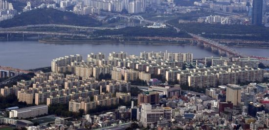 압구정·성수·목동 시공사 선정 러시…건설사들은 눈치싸움[부동산AtoZ]