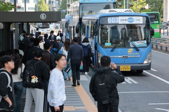 한파에 서울버스 멈추나… 오늘 막판 교섭, 결렬시 파업