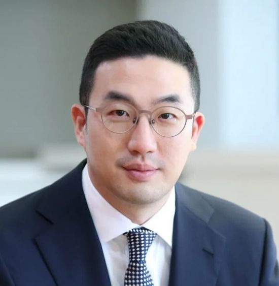 구광모 "中경쟁사 자본·인력 우리보다 3배, 4배 이상 투입"