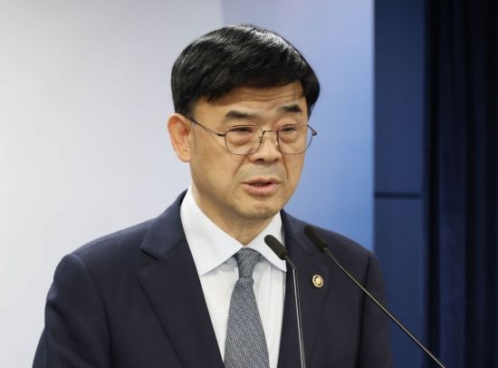 이상경 국토부 차관 "보유세 강화 필요, 공급 추가대책은 없다"[부동산AtoZ]