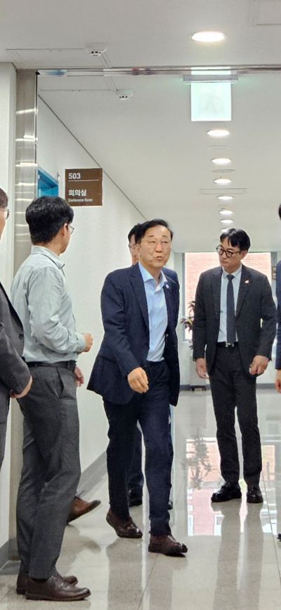 "안전 얘기하다 슬쩍"…건설사들, 장관 앞에서 다주택 완화 건의[부동산AtoZ]