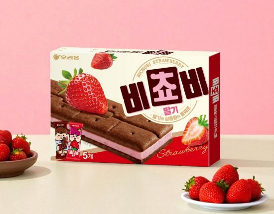 3년 만에 첫변신…오리온, 한정판 '비쵸비 딸기' 출시