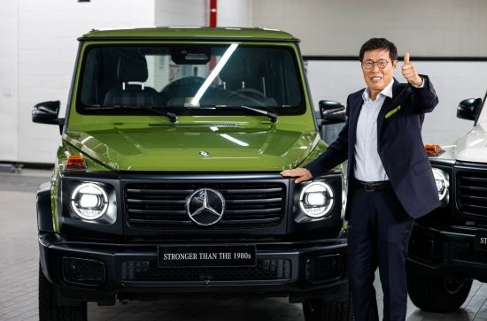 [포토] 차범근 전 감독, G클래스 '엄지척!'