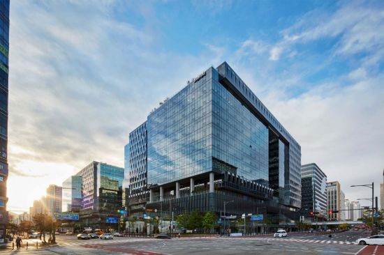 "안식휴가 한달·200만원 휴가비"…첫 그룹 공채 카카오 복지 뜯어보니