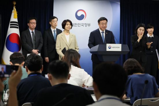 에너지는 환경부·원전수출은 산업부 …기후에너지환경부에 기대·우려 교차