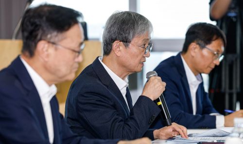 이찬진 금감원장, "사이버사고, 카드사 CEO가 책임지고 관리"