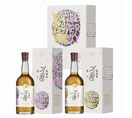 박기웅 작품 입은 한국 첫 싱글몰트 위스키…올해의 롯데 '아트 레이블'