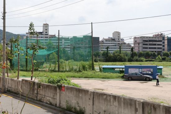 국토부 "성대야구장·위례업무용지, 2027년 착공"