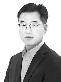 [시론] 월가 황제가 디트로이트에서 벌인 일