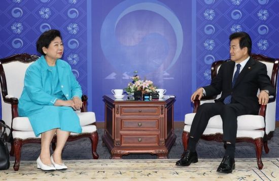 [포토] 통일부 예방한 현정은 현대그룹 회장