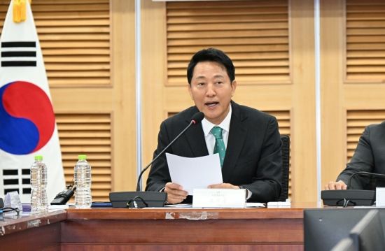 종묘 앞 세운상가 재개발 논란에 오세훈 "과도한 우려…변화 모색할 때"