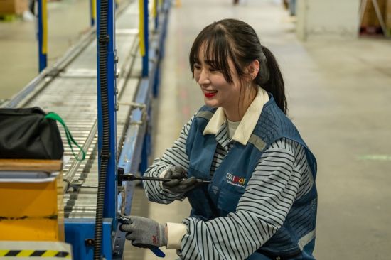 쿠팡, AI 자동화·로봇으로 고용확대…오토메이션 기술인재 2배↑