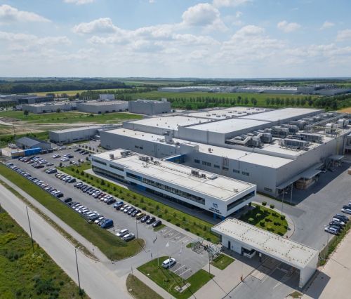 솔루스첨단소재, 프랑스 배터리사 단독 승인 코앞…'하이엔드 전지박' 기술력 입증