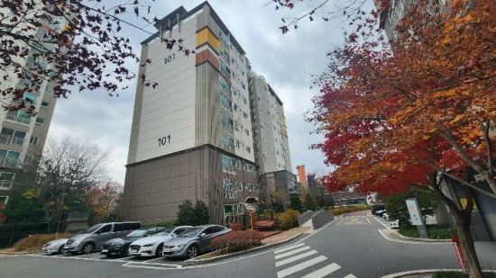 국토부 장관의 지역구 '전주' 아파트 "다시 안 온다던 고점" 뚫었다[부동산AtoZ]