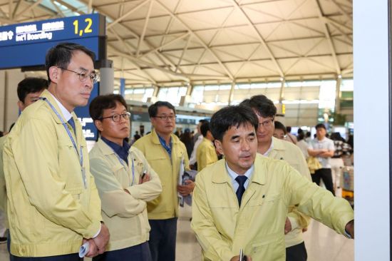 강희업 국토부 차관, 인천공항 점검…"화재 여파·연휴 혼잡 대비 총력”