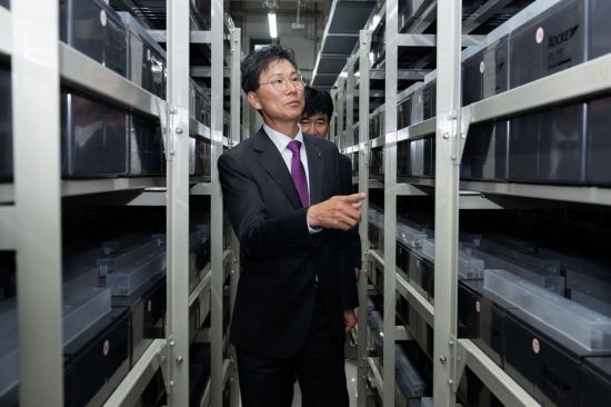 강태영 농협은행장, 추석 앞두고 비상근무 사무소 찾아