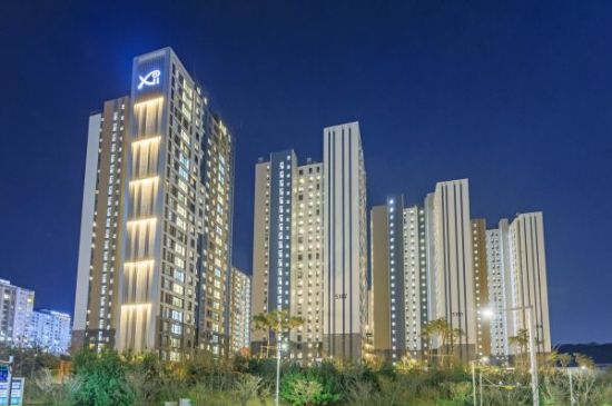 래미안·자이 간판 달아도…품질 총괄은 LH, 역량 시험대[LH민참아파트]