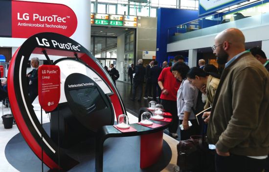 LG전자, 신소재 '퓨로텍' 유럽 시장 첫 선…글로벌 공략 속도