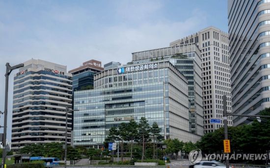 "美 기업 한곳서 GPU 72만장 가동"…전문가들, 韓 AI '규제 혁신' 강조