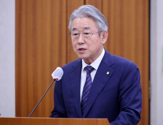 [2025국감]지역농축협 PF부실·성과급 '잔치' 지적받아