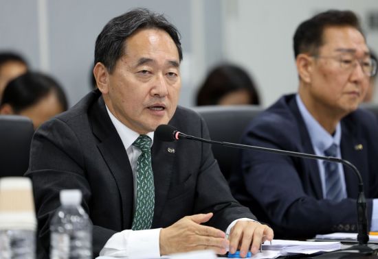 [국감2025] 국민연금 이사장 "국내 주식 비중 고민해야"