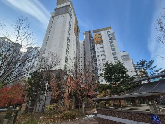 "갭투자 되죠?" 경기 경매 '과열'…풍선효과에 낙찰가율 102%[부동산AtoZ]