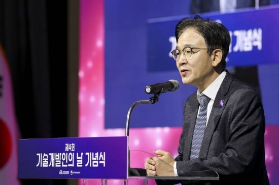 [포토] 축사하는 임요업 과기부 과학기술혁신조정관