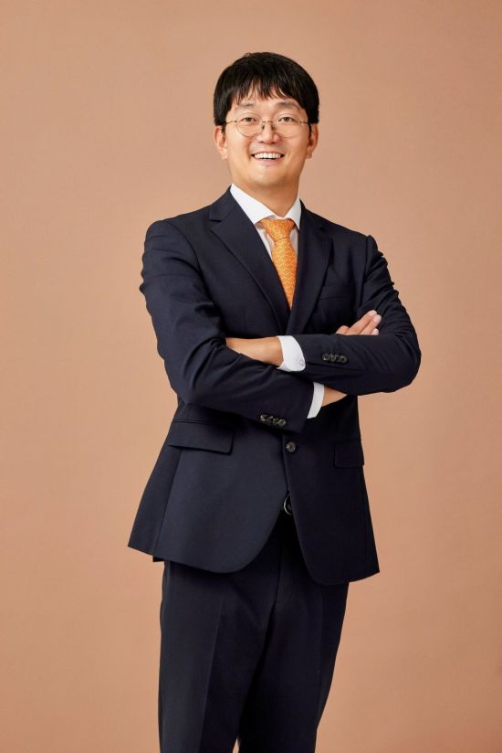 [PB수첩]2025년 증시에 마주선 개인투자자의 밸런스 투자법