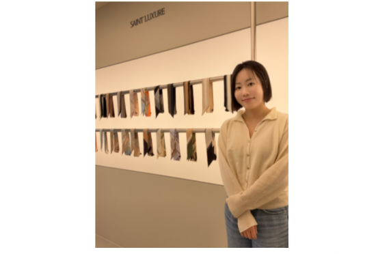 [콘텐츠커머스]얼굴 돋보이는 스카프 착용법 대방출…구독자 '쑥쑥'