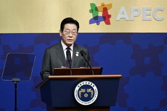 [포토] APEC CEO 서밋 정상 특별연설하는 이재명 대통령