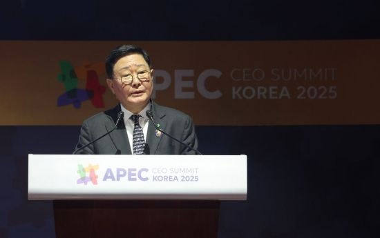 [경주APEC]조석 HD현대 부회장 "에너지 안보 가장 절실"…리더들 '탈탄소화' 방식 고심