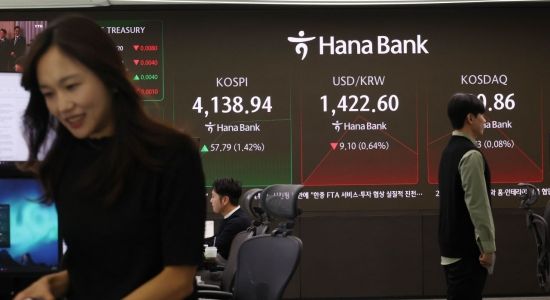 [포토] 거침없는 코스피, 분주한 딜링룸